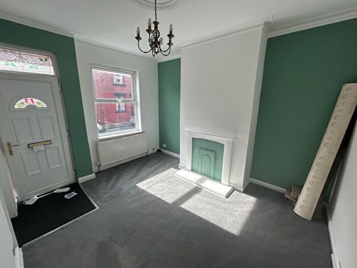 2 Bedroom Terraced House To Rent In Charlton Street, East End Park, LS9
