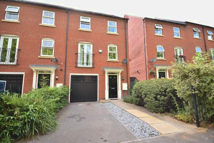 4 Bedroom Town House To Rent In Pentland Drive, Greylees, Sleaford, NG34