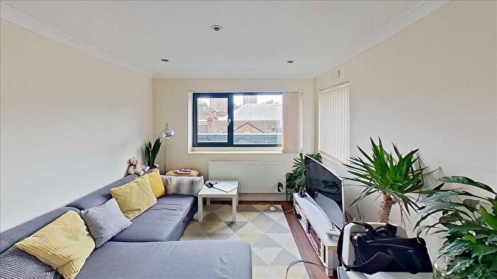 1 Bedroom Flat To Rent In Browning Street, London, SE17