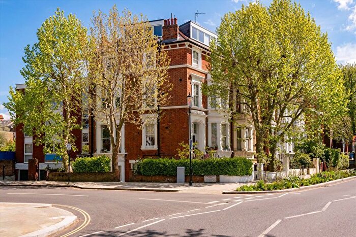 1 Bedroom Flat To Rent In St. Quintin Avenue, North Kensington, W10