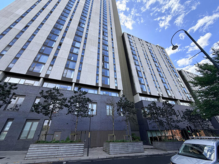 2 Bedroom Apartment For Sale In Oxygen Tower, Store Street, Manchester, M1