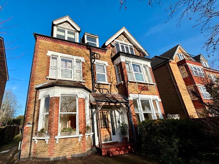 2 Bedroom Flat For Sale In Upper Park Road, Bromley, BR1