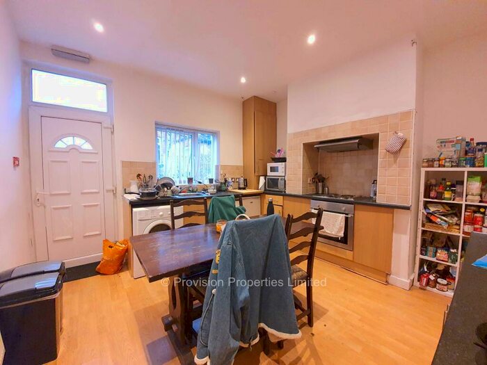 3 Bedroom Terraced House To Rent In Royal Park Road, Hyde Leeds, LS6