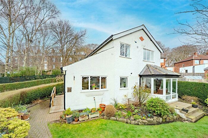 3 Bedroom Detached House For Sale In Lynton House, Parkside Road, Leeds, West Yorkshire, LS6