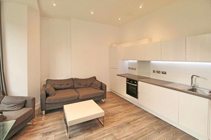 2 Bedroom Flat To Rent In Cardigan Road, Headingley, Leeds, LS6