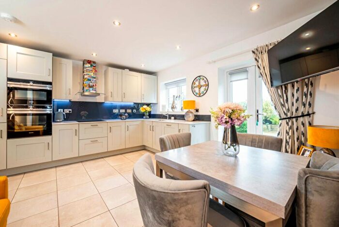 3 Bedroom Terraced House For Sale In Eastview Close, Stow On The Wold, GL54