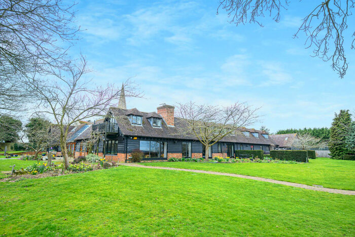 7 Bedroom Detached House For Sale In Queen Catherine Road, Steeple Claydon, Buckingham Buckinghamshire, MK18