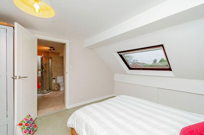 4 Bedroom Bungalow For Sale In Middleton Road, Streetly, Sutton Coldfield, B74