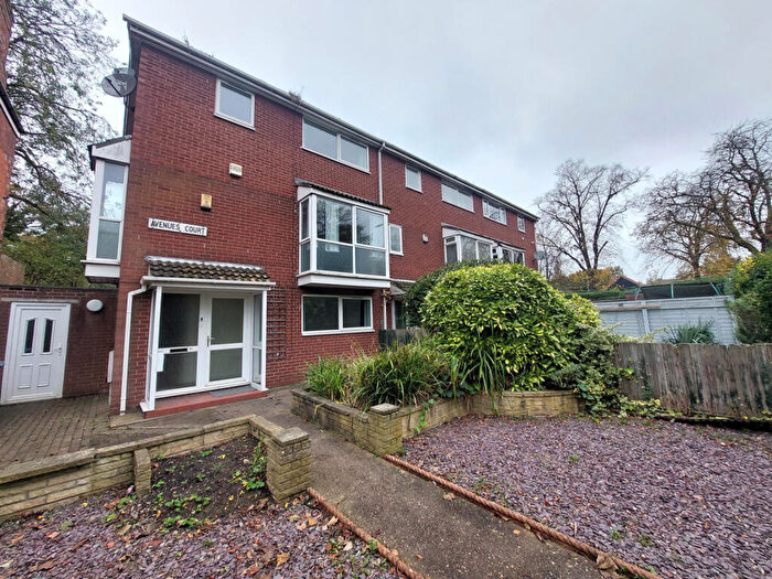 3 Bedroom Flat To Rent In Avenues Court, Princes Avenue, HU5