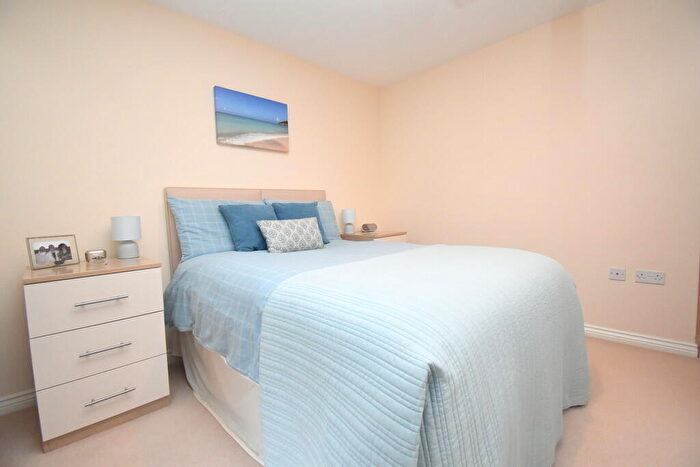 2 Bedroom Apartment For Sale In Venus Avenue, Biggleswade, SG18