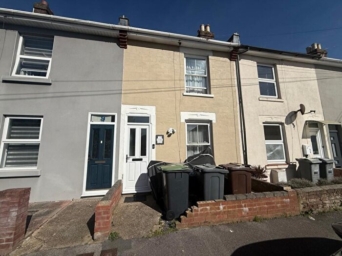 2 Bedroom Terraced House For Sale In Avery Lane, Gosport, PO12