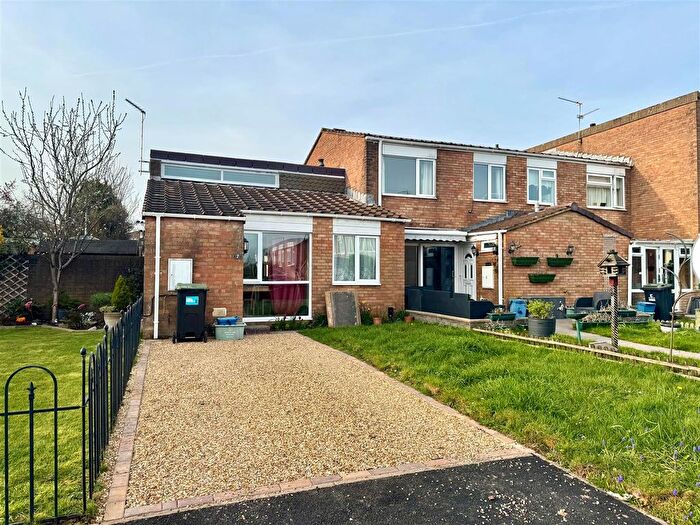 2 Bedroom Terraced Bungalow For Sale In Oak Close, Bulwark, Chepstow, NP16