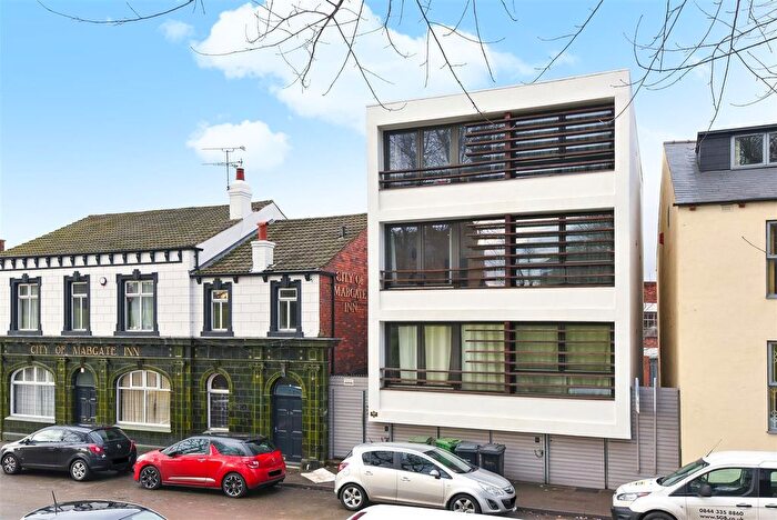 1 Bedroom Flat To Rent In Tao, Mabgate, Leeds, LS9