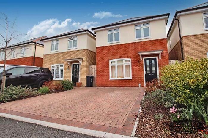 3 Bedroom Detached House To Rent In Christchurch, BH23