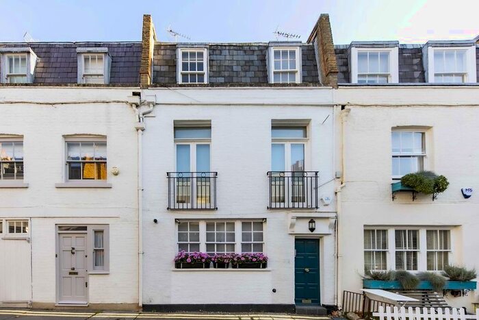 2 Bedroom Property To Rent In Kinnerton Street, London, SW1X