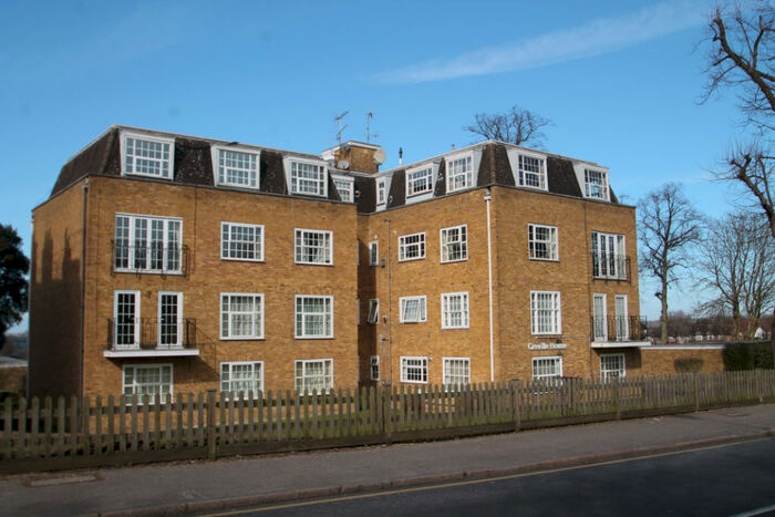 2 Bedroom Apartment To Rent In Lower Road, Harrow, Middlesex, HA2