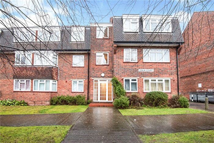 2 Bedroom Flat To Rent In Woodfield Avenue, London, SW16