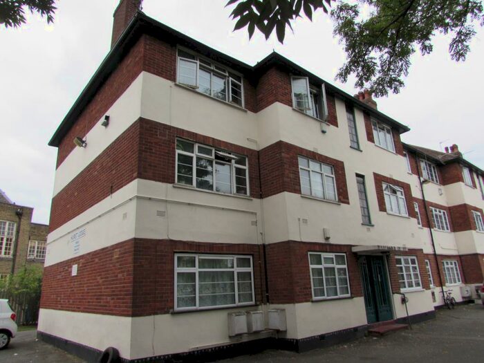 2 Bedroom Flat To Rent In Stanley Avenue, Wembley, HA0