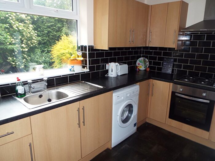3 Bedroom Semi Detached House To Rent In Henry Avenue, Mansfield, NG19