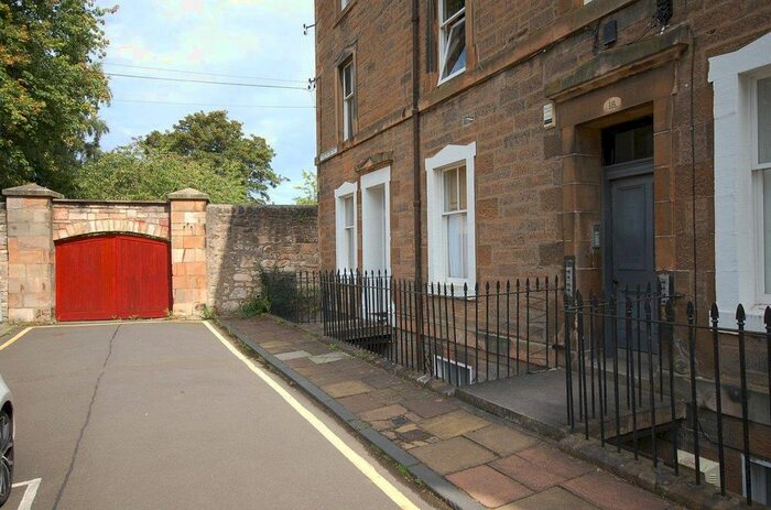 2 Bedroom Flat To Rent In Saxe Coburg Street, Edinburgh, EH3