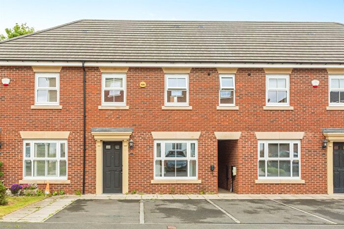 3 Bedroom Terraced House For Sale In Butler Way, Wakefield, WF1