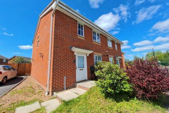 3 Bedroom Semi-Detached House To Rent In Chestnut Drive, Darlington, DL1