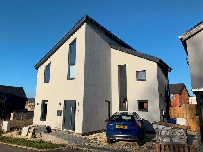 4 Bedroom Detached House To Rent In Hopcroft Avenue, Graven Hill, OX25