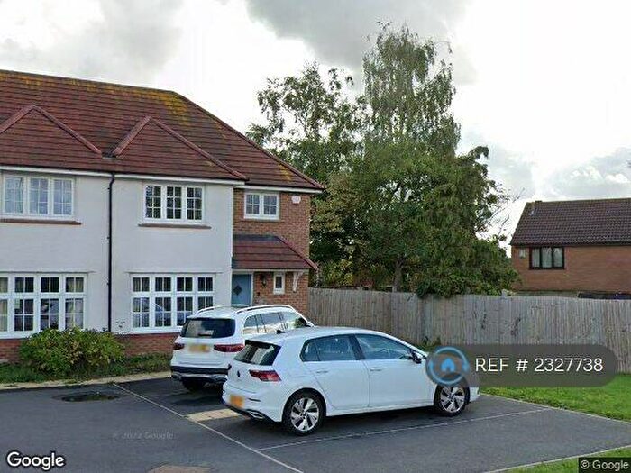 3 Bedroom Semi-Detached House To Rent In Laverton Road, Hamilton, Leicester, LE5