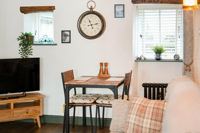 2 Bedroom Cottage To Rent In Mitchelgate, Kirkby Lonsdale, Carnforth, LA6