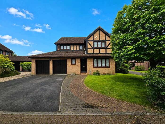 4 Bedroom Detached House For Sale In Tyler Close, Hanham, Bristol, BS15