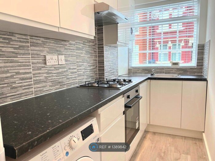 1 Bedroom Flat To Rent In Grenfell Road, Tooting, CR4