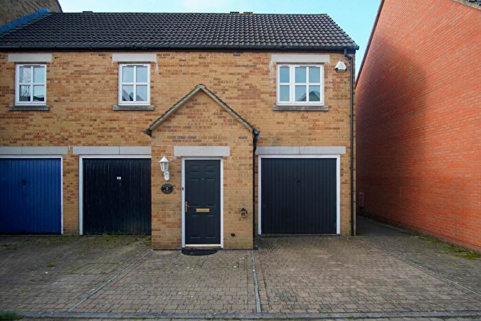 2 Bedroom Coach House To Rent In Manor Place, Stoke Gifford, Bristol, BS34