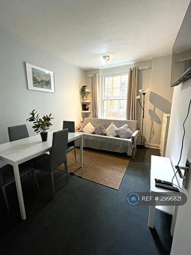 3 Bedroom Flat To Rent In Skipwith Buildings, London, EC1N