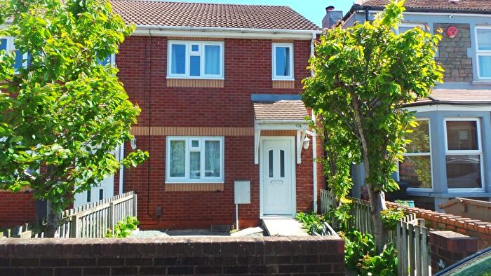 2 Bedroom Terraced House To Rent In Wick Road, Bristol, BS4
