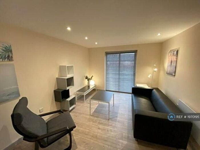 2 Bedroom Flat To Rent In Jackson Crescent, Hulme, Manchester, M15