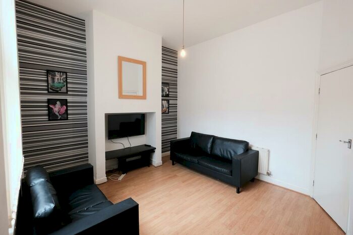 4 Bedroom Terraced House To Rent In Emmanuel Street, Preston, Lancashire, PR1