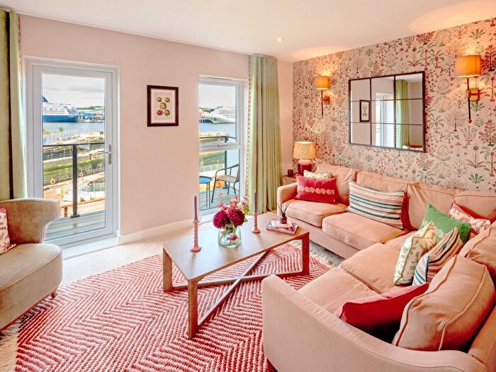 4 Bedroom Town House For Sale In East Holborn, South Shields, NE33