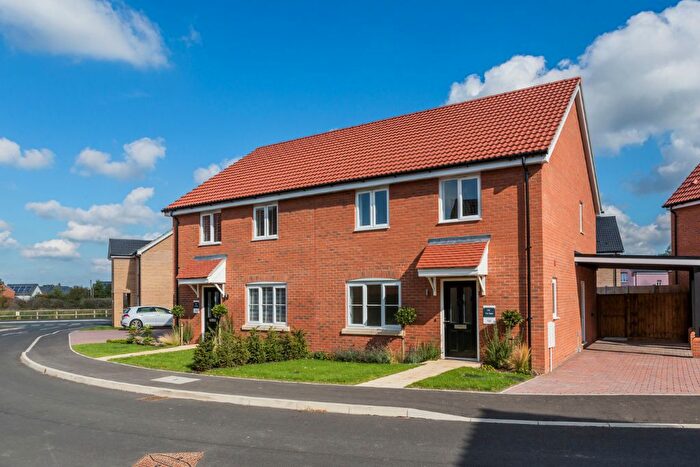 4 Bedroom Semi Detached House For Sale In Mendham Lane, Harleston, IP20