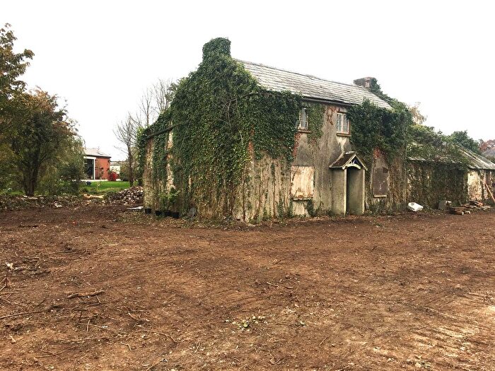 6 Bedroom Detached House For Sale In Mead Farm, Llandevenny, Magor, NP26