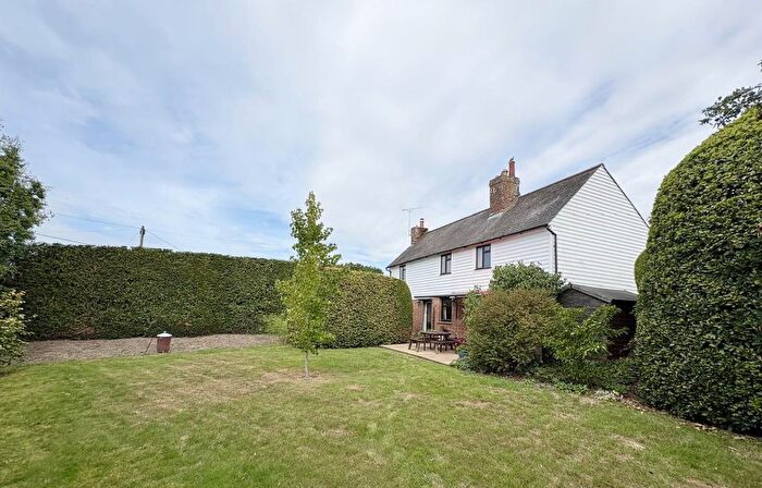 4 Bedroom Detached House For Sale In Wittersham Road, Iden, Rye, TN31