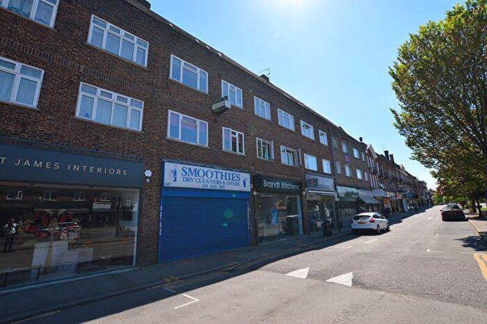 1 Bedroom Apartment To Rent In Uxbridge Road, Hatch End, HA5