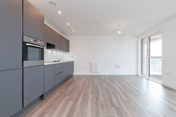 2 Bedroom Flat To Rent In Thunderer Street, London, E13