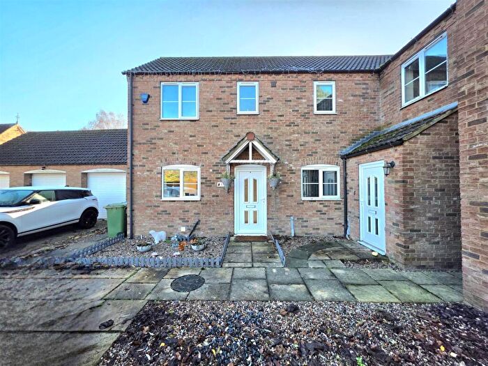 2 Bedroom Semi Detached House For Sale In The Old School Yard, Swineshead, PE20