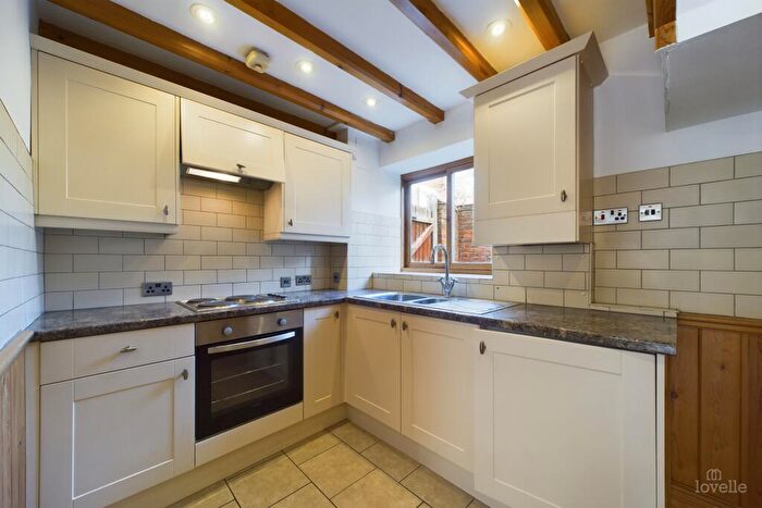 2 Bedroom Character Property For Sale In Kingsgarth, Barton-upon-Humber, North Lincolnshire, DN18