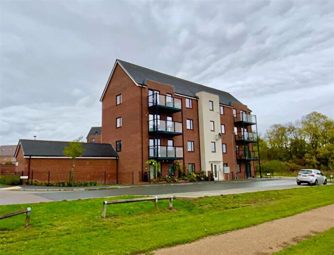 2 Bedroom Apartment For Sale In Tutbury Lane, Kingsmead, MK4