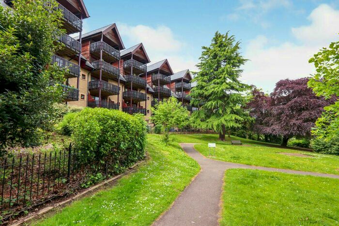 2 Bedroom Apartment To Rent In Exclusive Development - Weetwood Gardens, S11