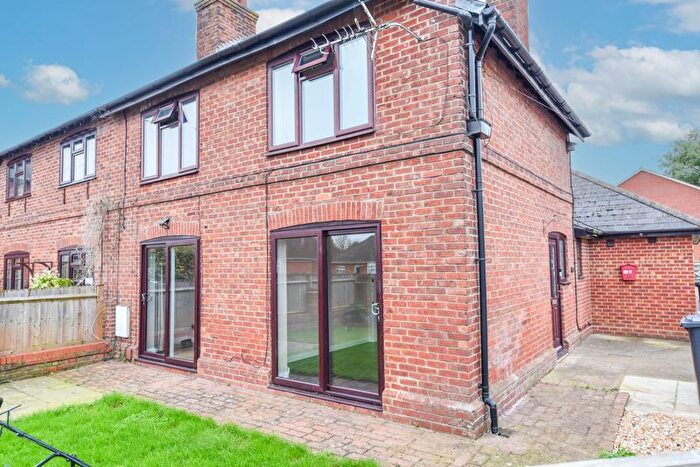 3 Bedroom Semi-Detached House To Rent In New Road, Havant, PO9