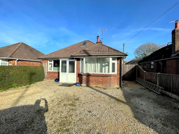 1 Bedroom Bungalow To Rent In Shaftesbury Road, Gillingham SP8