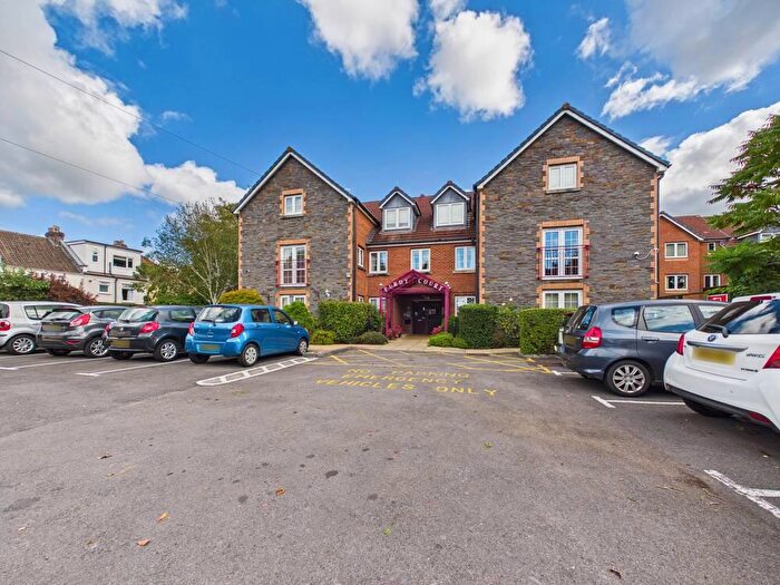 1 Bedroom Apartment For Sale In New Station Road, Bristol, BS16