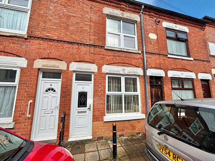 3 Bedroom Terraced House For Sale In Worthington Street, Leicester, LE2